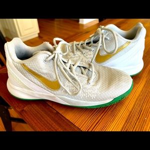 Nike Kyrie 6Y